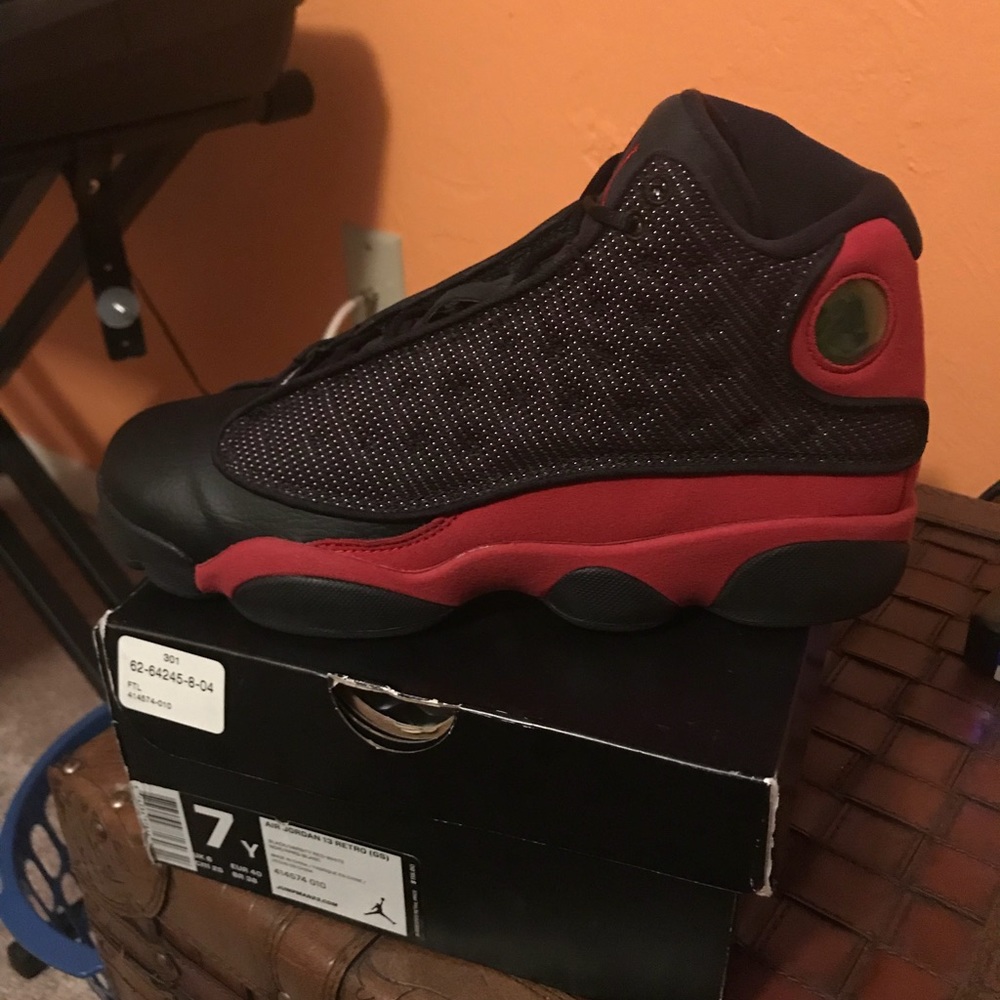 Air Jordan 13 “Bred”